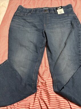 Lee Women's Light-Mid Blue Stretch Jeggings